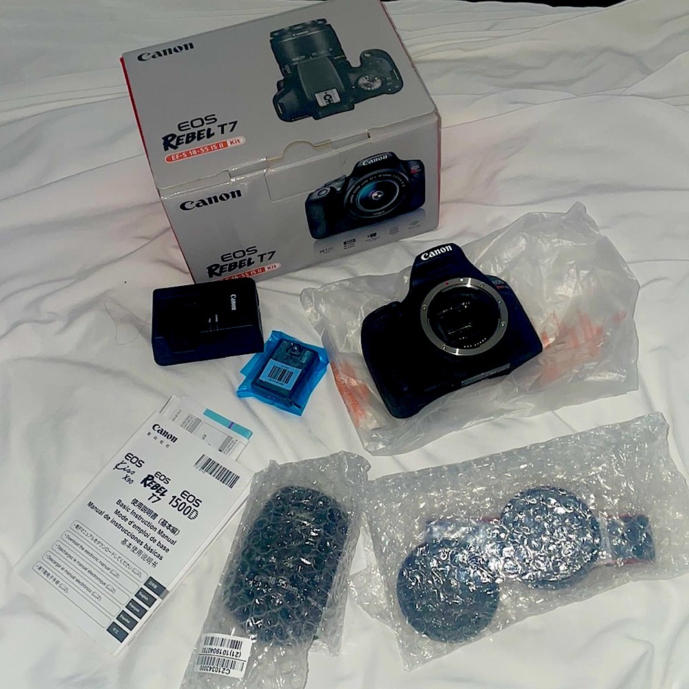 CANAON EOS REBEL T7
